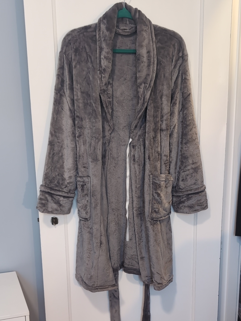 🆕 Grey Plush Robe